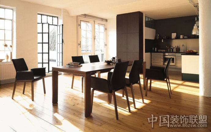 現(xiàn)代廚房裝修圖片