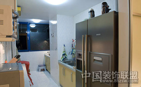 現(xiàn)代廚房裝修圖片