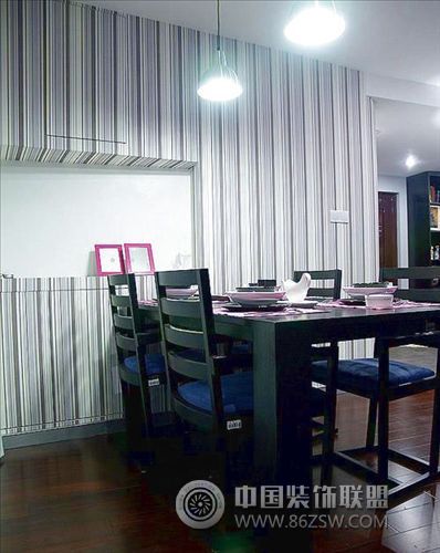 現(xiàn)代餐廳裝修圖片