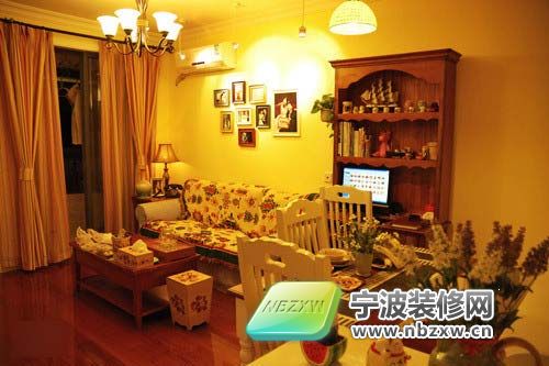現(xiàn)代客廳裝修圖片