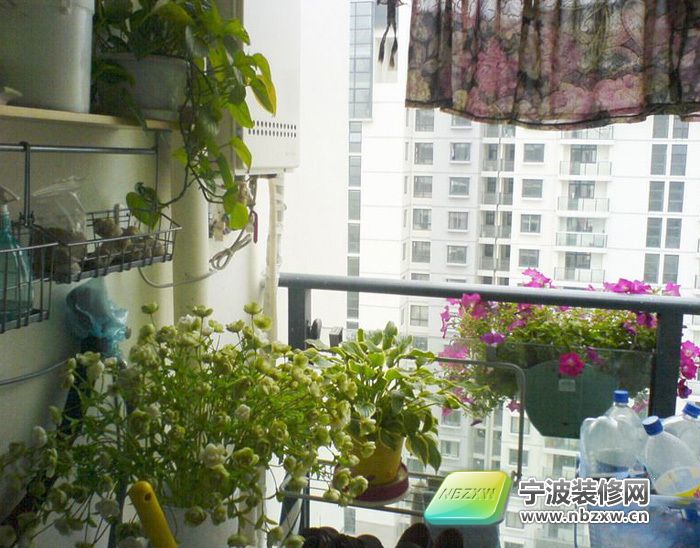 現代陽臺裝修圖片