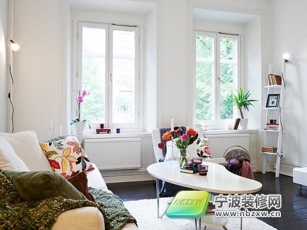 簡約客廳裝修圖片
