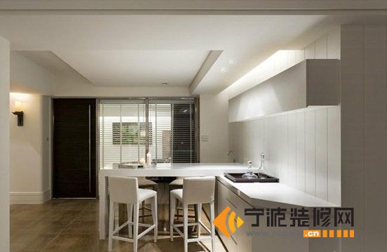 現(xiàn)代廚房裝修圖片