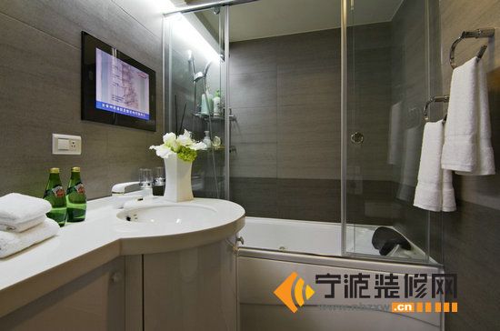 現(xiàn)代衛(wèi)生間裝修圖片