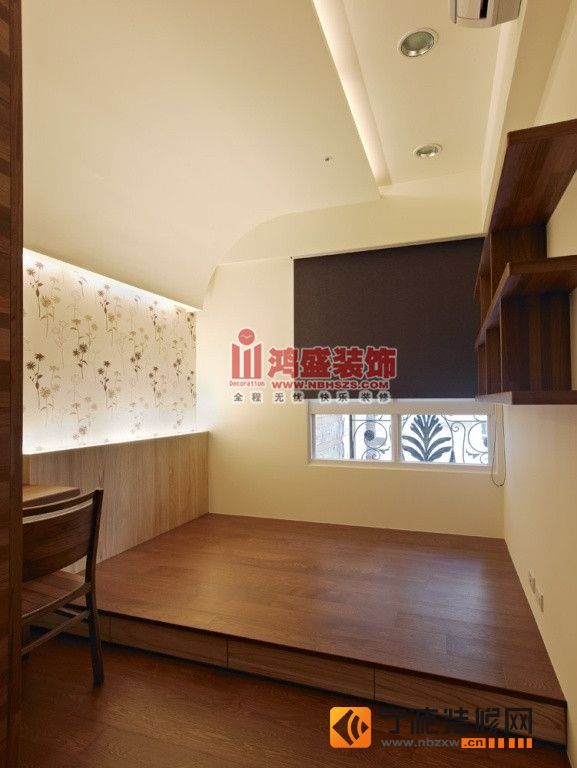 現(xiàn)代臥室裝修圖片