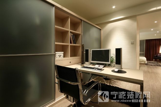 現(xiàn)代書房裝修圖片