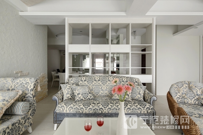 簡(jiǎn)約客廳裝修圖片